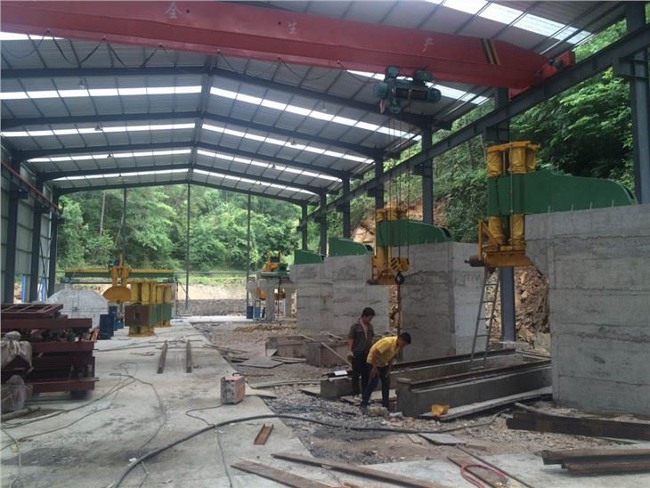 Multi Blade Stone Cutter